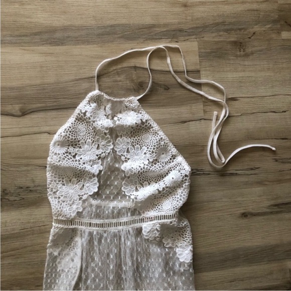 Victoria’s Secret Sheer Elegant White Lace Halter Dress Embroidered Floral - Picture 12 of 14